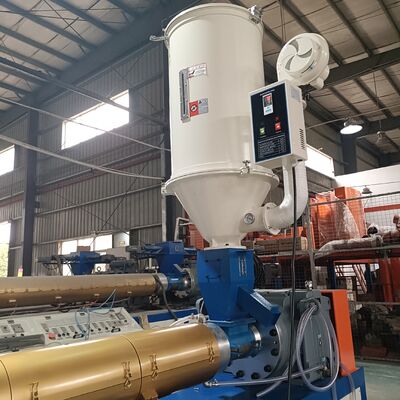 Garis produksi tali polipropilena sepenuhnya otomatis dengan ekstruder canggih lebar yang dapat disesuaikan 9 ∼32 mm dan kapasitas tinggi 100 ∼800 KG/H